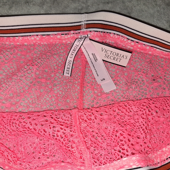 2 Pair Victoria's Secret Shorties Large - Picture 3 of 4